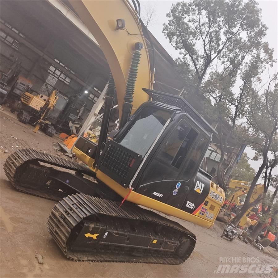 CAT 320 D L Raupenbagger
