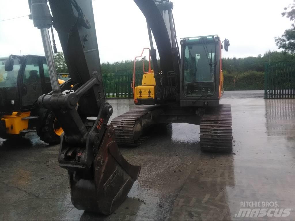 Volvo 210 C Raupenbagger