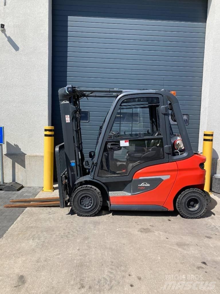 Linde H20T600/1202 Gas Stapler
