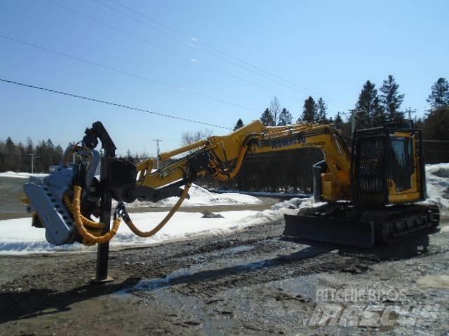Komatsu PC138USCL-11 Harvester