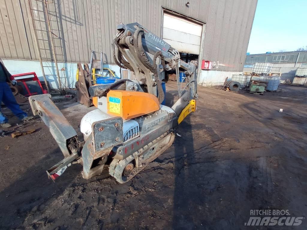 Finmac F16 Abrissbagger