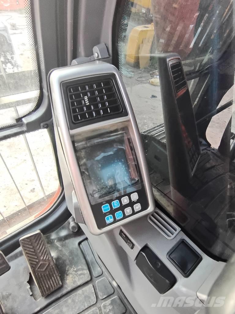 Doosan DX 225 LC Raupenbagger