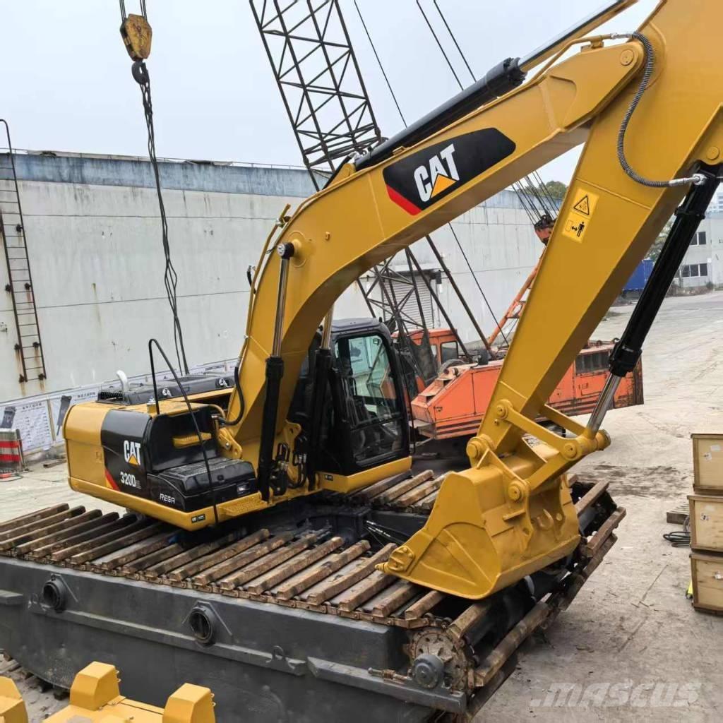 CAT 320 D Amphibienbagger