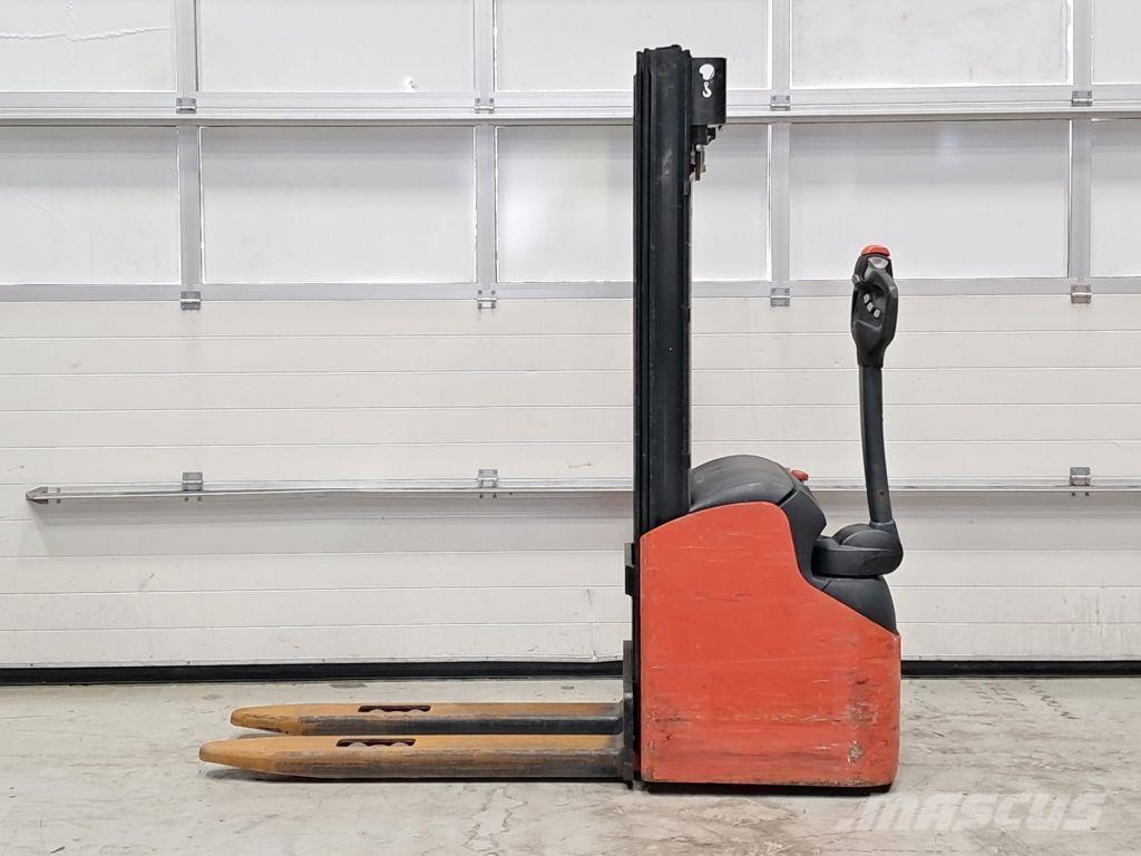 LOC A12TLL42 Deichselstapler