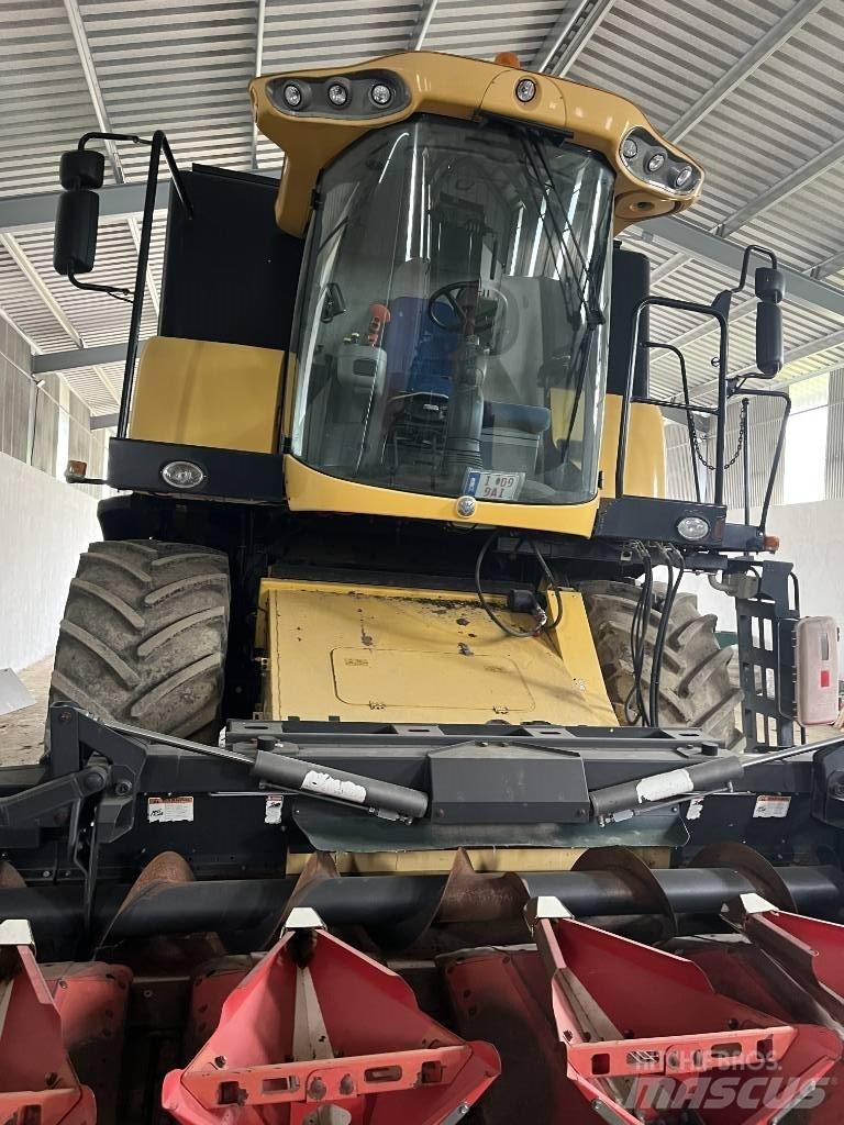 New Holland CX 6090 Mähdrescher