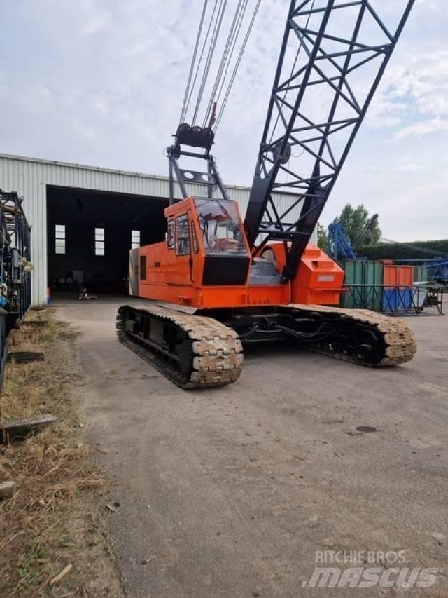 Hitachi KH 180-3 Raupenkrane