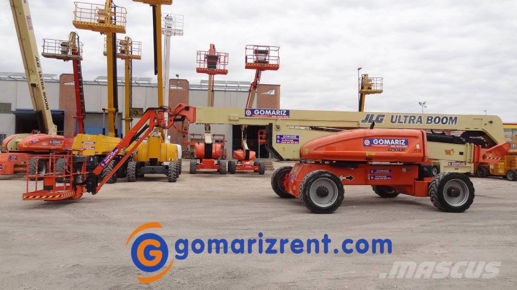 JLG 1250AJP Gelenkteleskoparbeitsbühnen
