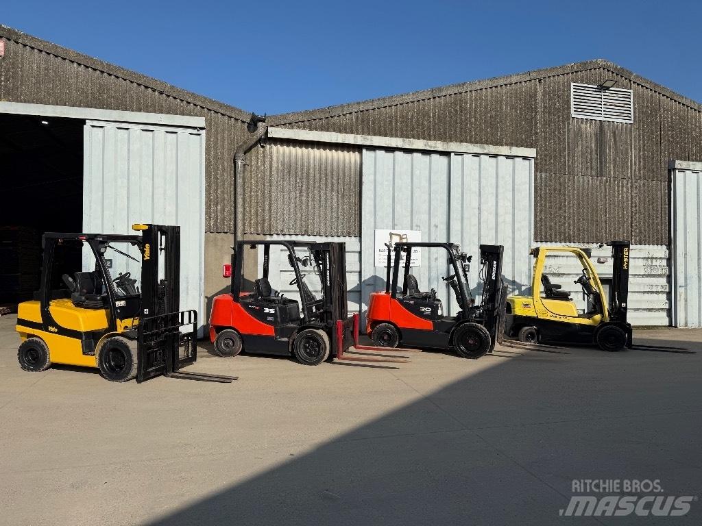 Doosan D 30 Diesel Stapler