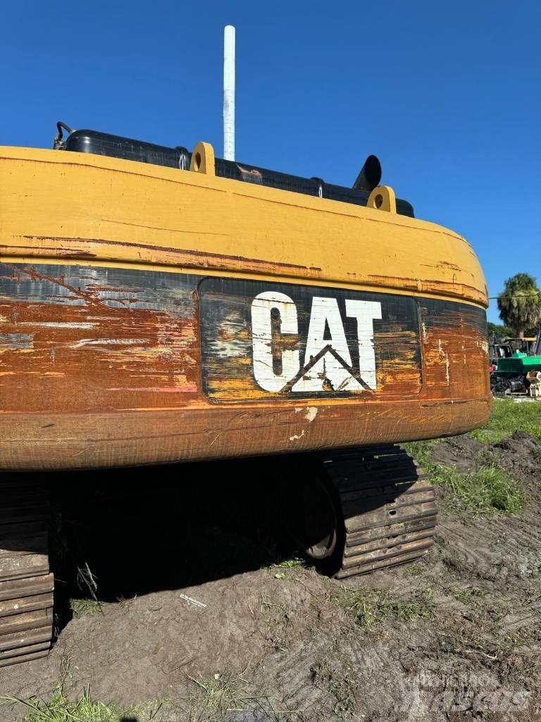 CAT 330 L Raupenbagger