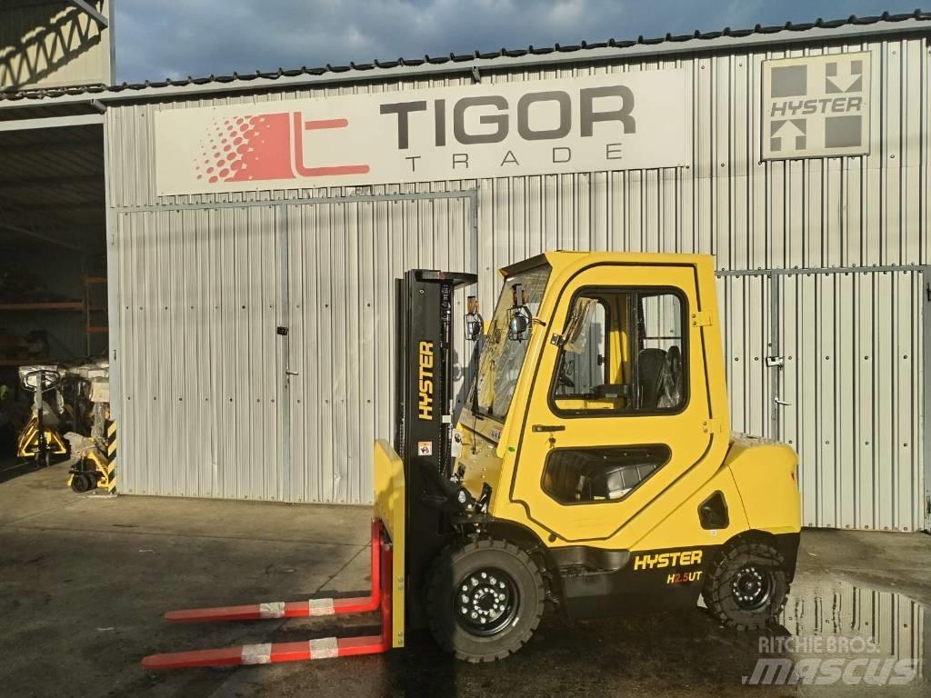 Hyster H2.5UT Diesel Stapler