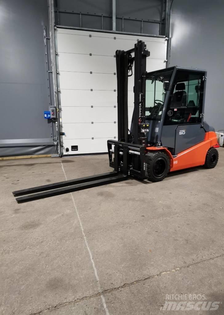 Toyota 8 FBMT 50 Elektro Stapler