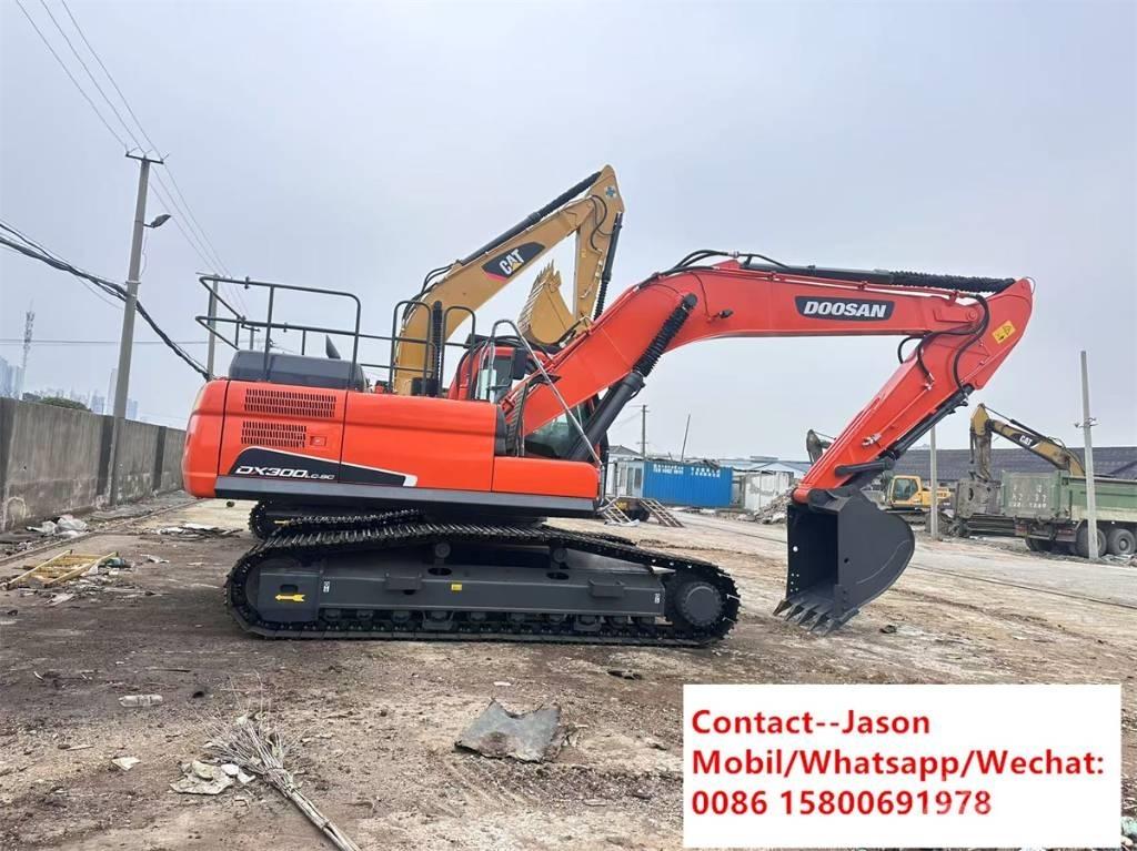 Doosan DX 300 LCA Raupenbagger