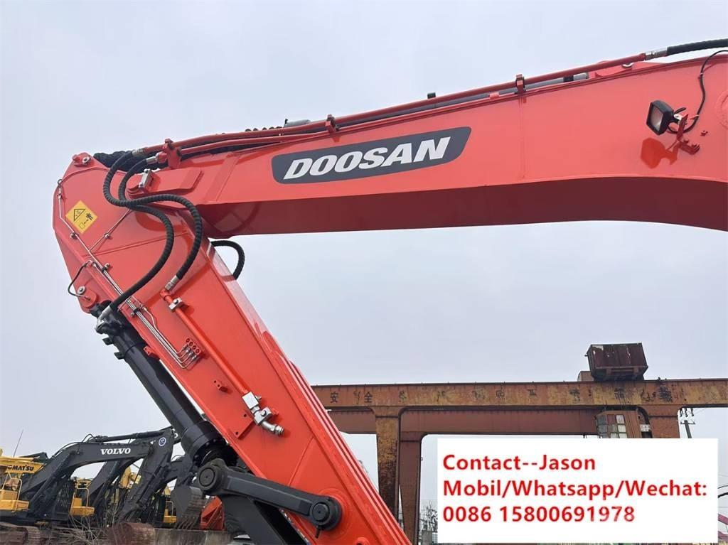 Doosan DX 300 LCA Raupenbagger