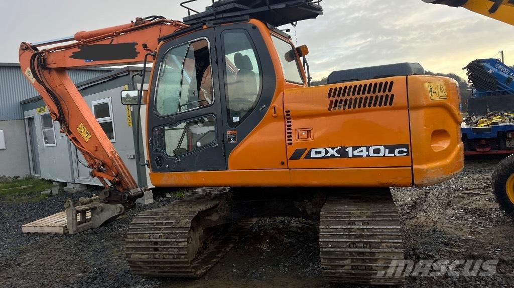 Doosan DX 140 Raupenbagger