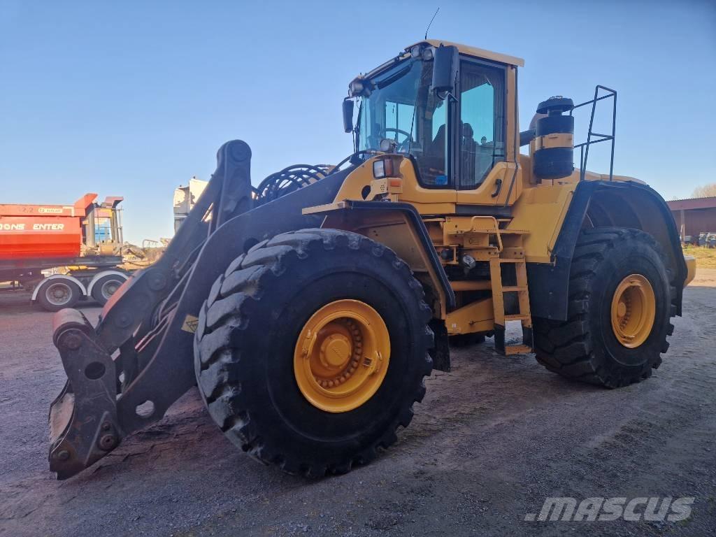 Volvo L 220 F Radlader