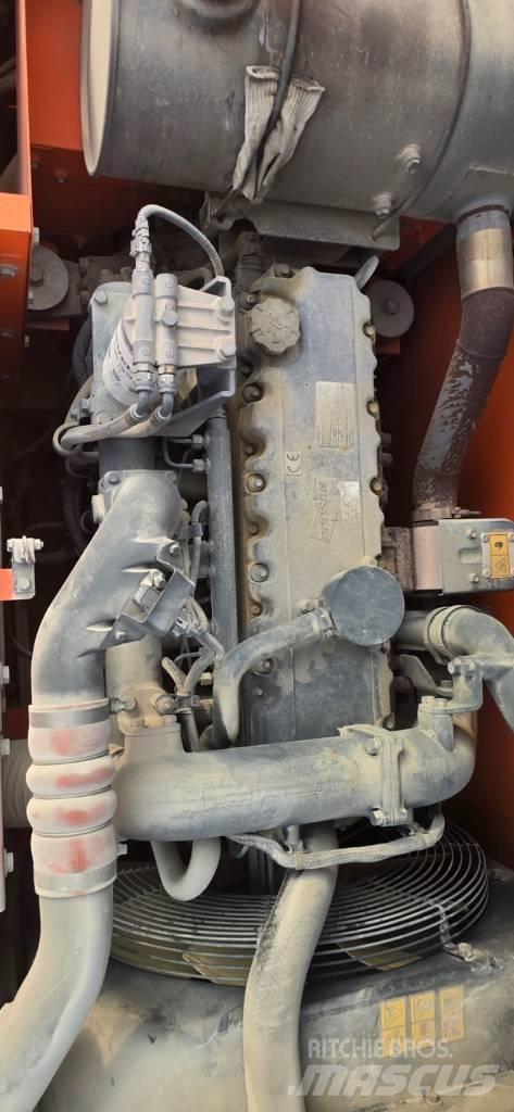 Doosan DX 210 W Mobilbagger