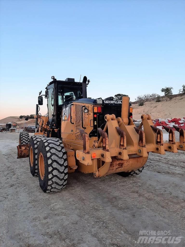 CAT 14 M Grader