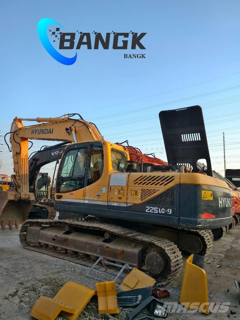 Hyundai 225LC-9T Raupenbagger