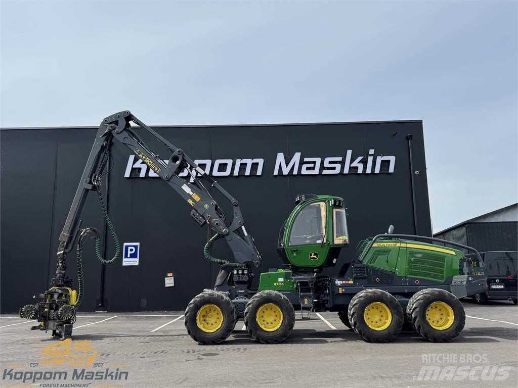 John Deere 1170G Harvester