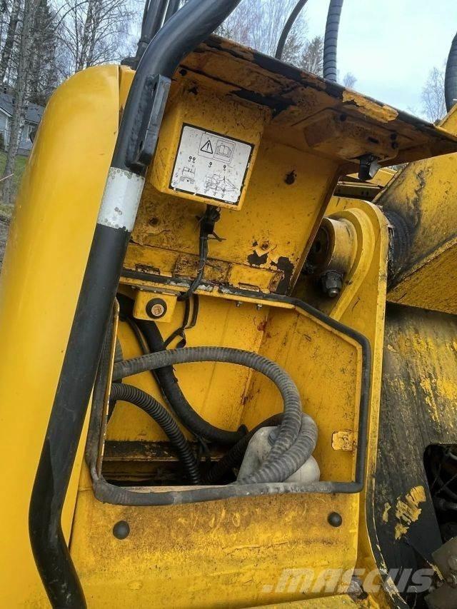 JCB JS 200 LC Raupenbagger