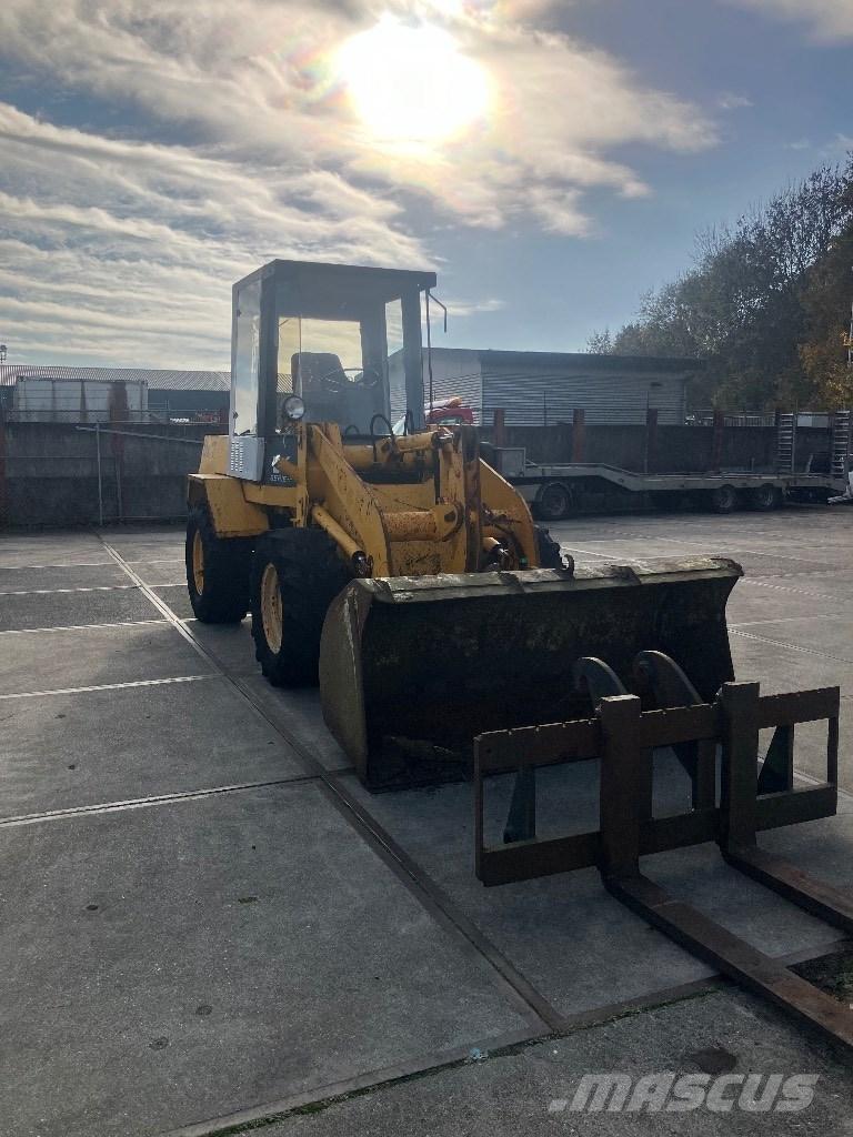 O&K L 6 shovel Radlader