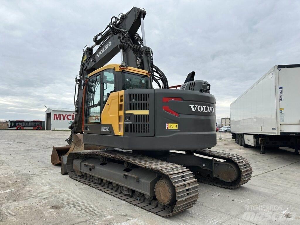 Volvo ECR235EL Raupenbagger