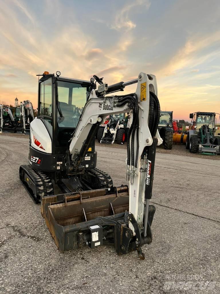 Bobcat E 27 Z Minibagger < 7t