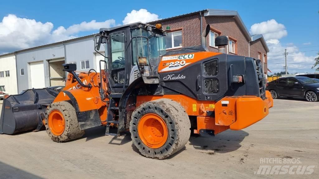Hitachi ZW 220-6 Radlader