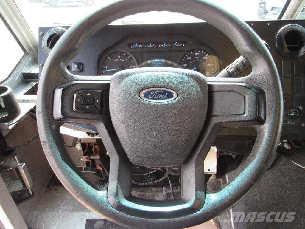 Ford E-450 Kastenaufbau