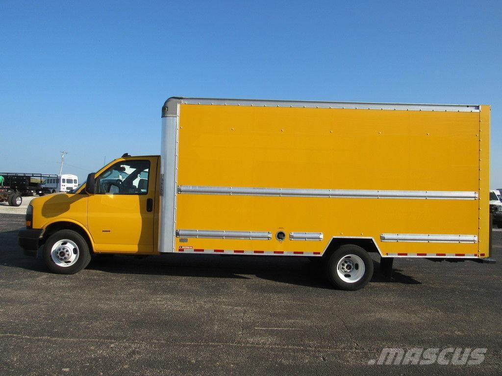GMC Savana 3500 Kastenaufbau