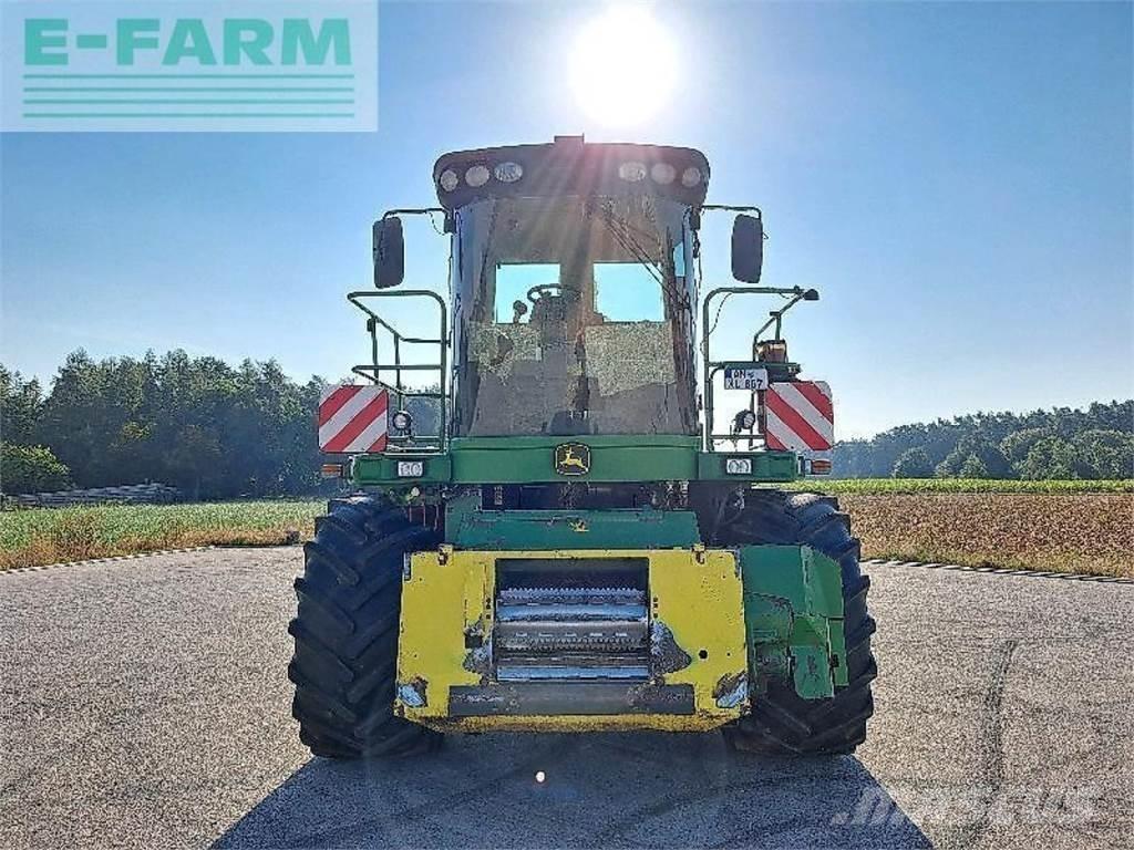 John Deere 7750 Selbstfahrende Häcksler
