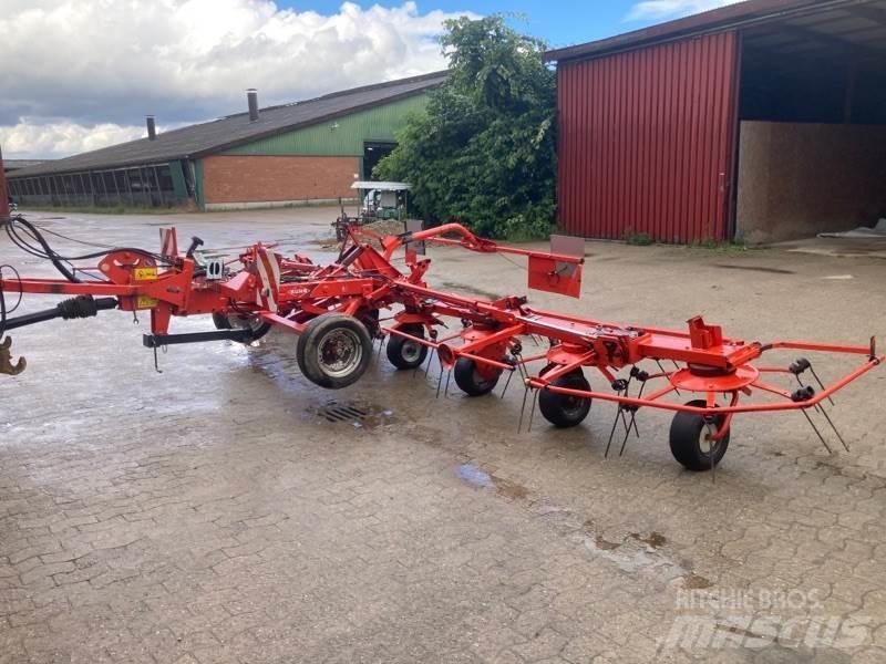 Kuhn GF8702T Kreiselheuer/-wender
