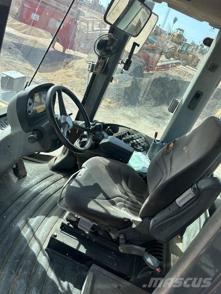 New Holland W 170 B Radlader