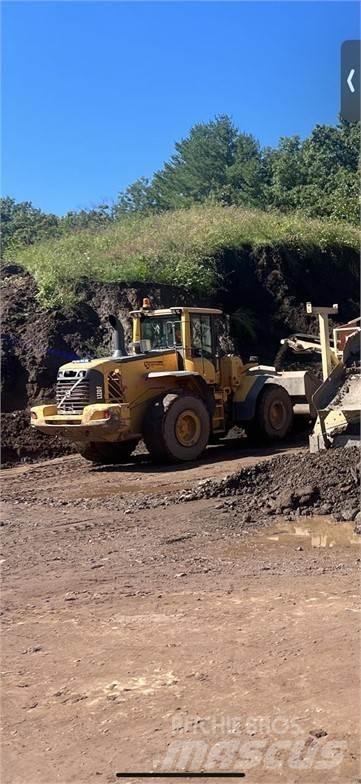 Volvo L120F Radlader