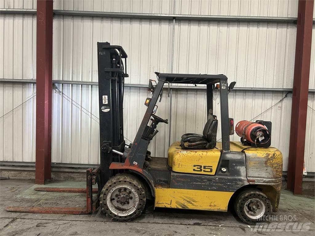Tailift FG35 Gas Stapler