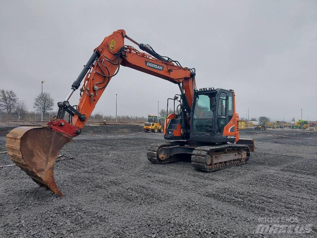 Develon DX 140 LCR-5 Raupenbagger