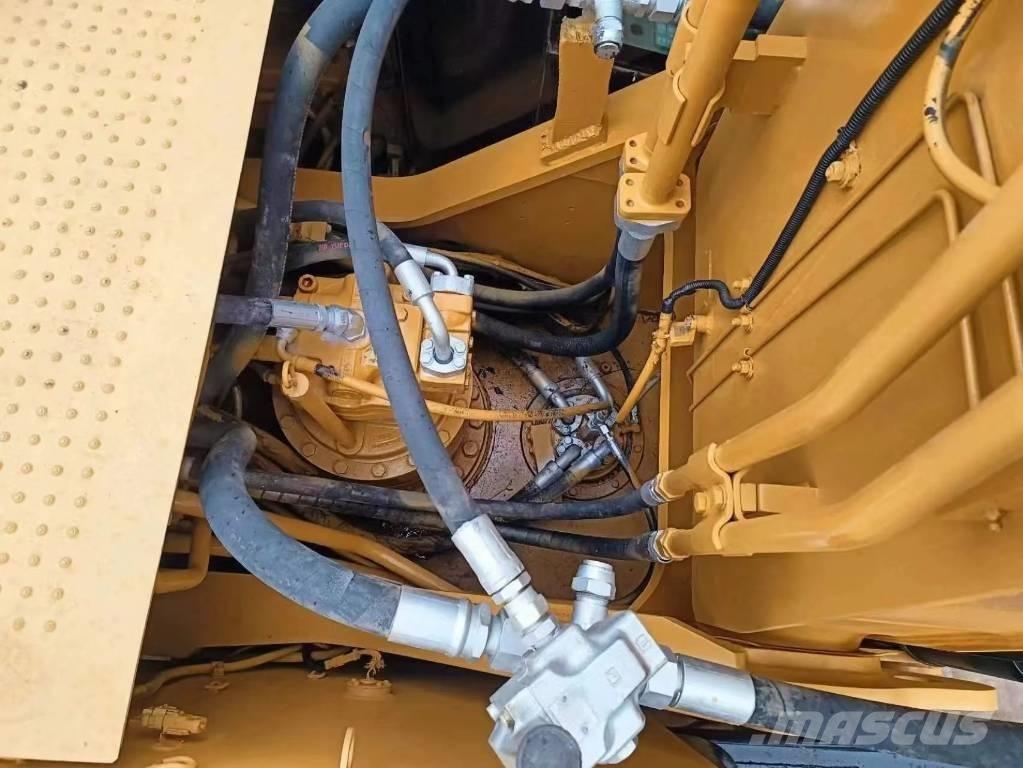 CAT 330 D Raupenbagger