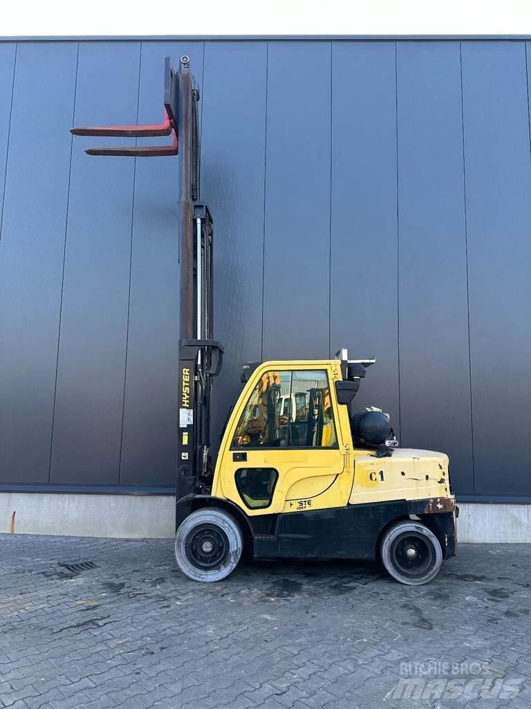 Hyster H5.5FT Gas Stapler