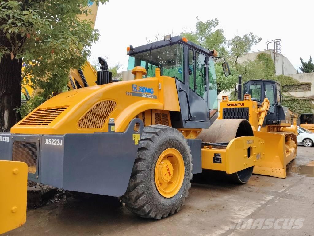 XCMG XS 223 J Walzenzüge