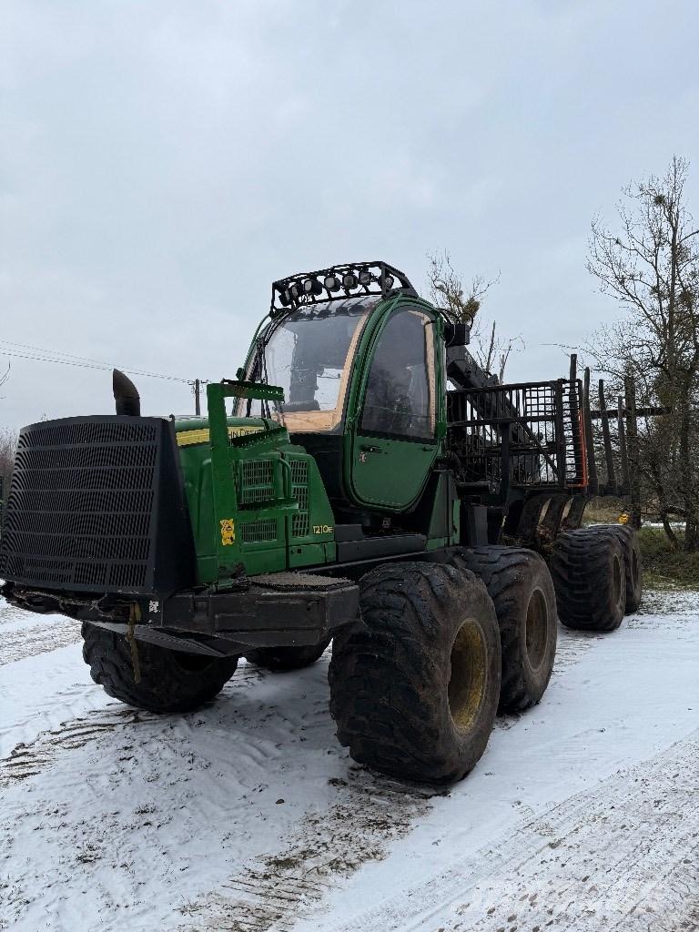 John Deere 1210 E Forwarder