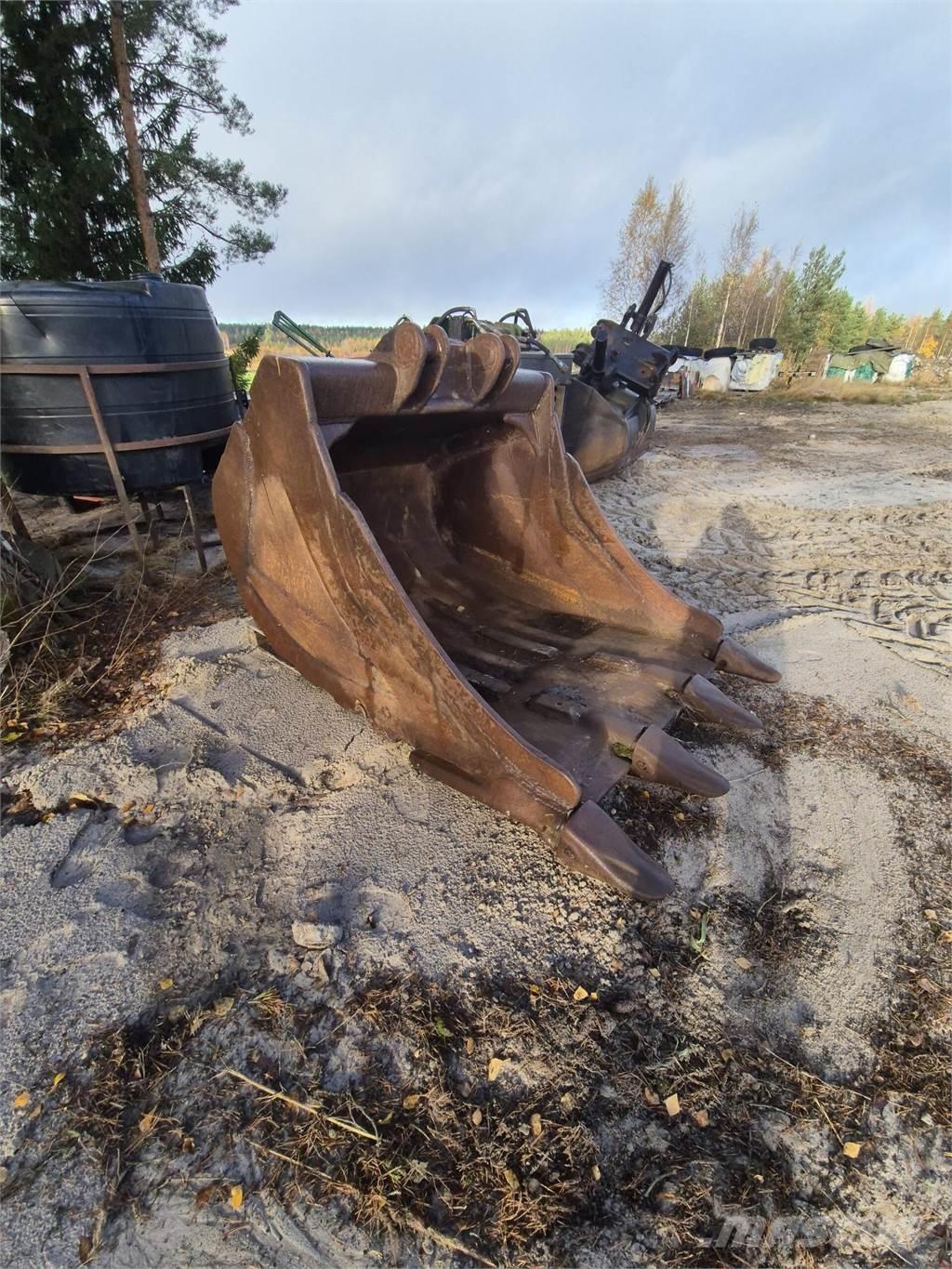  Kynsikauha NTP 30 Schaufeln