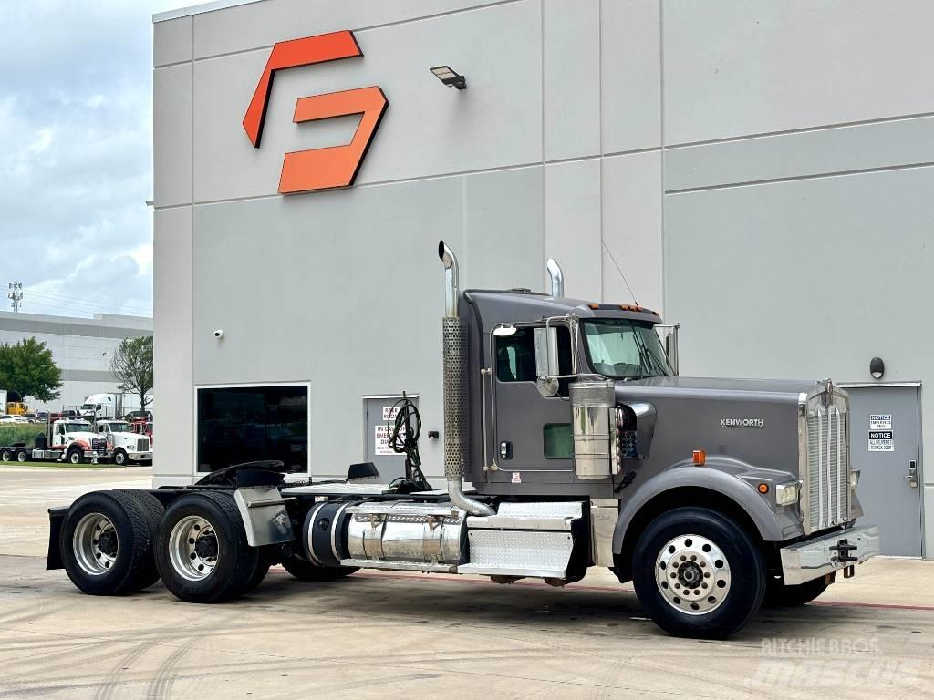 Kenworth W 900 Sattelzugmaschinen