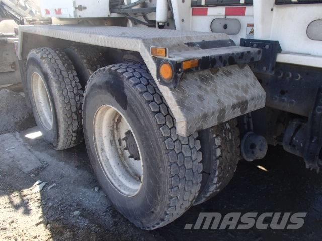 Freightliner 108 SD Andere Fahrzeuge