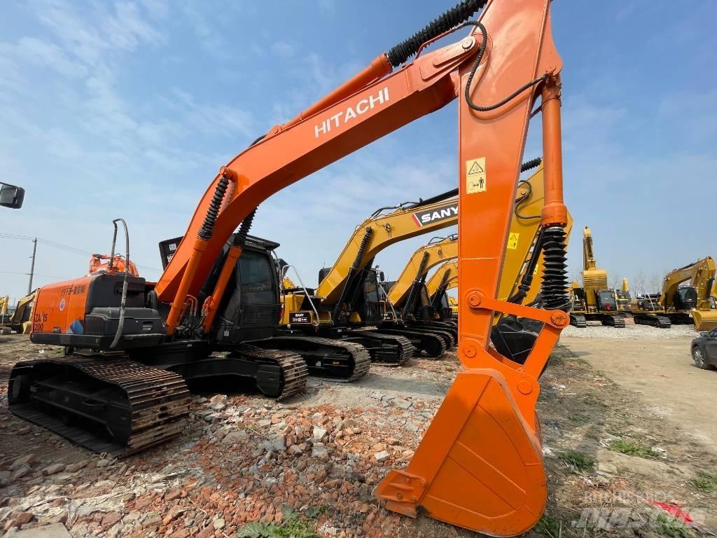 Hitachi ZX 200 Raupenbagger