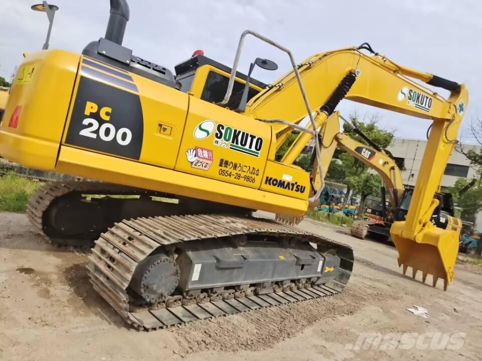 Komatsu PC 200-8 Raupenbagger