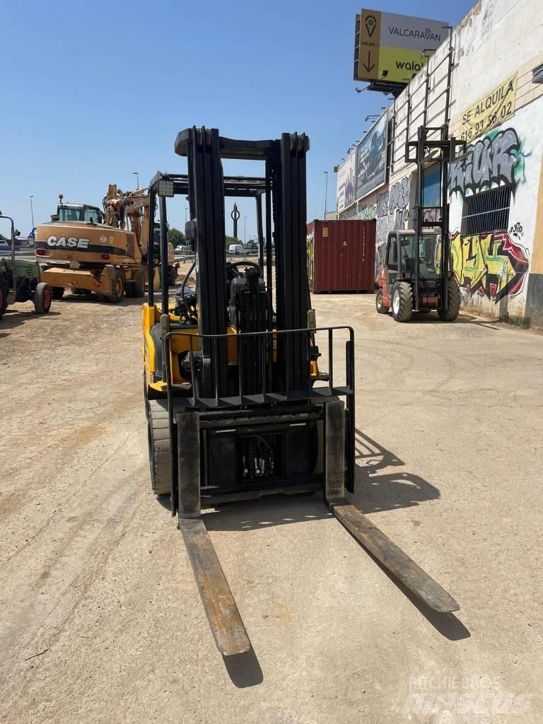 CAT 35 Diesel Stapler