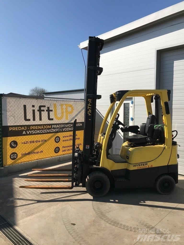 Hyster H 1.6 FT Gas Stapler