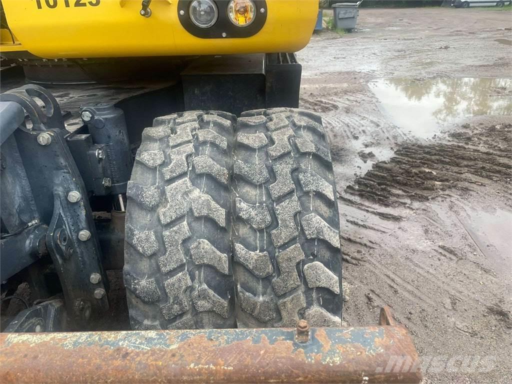 Komatsu PW148-10 Mobilbagger