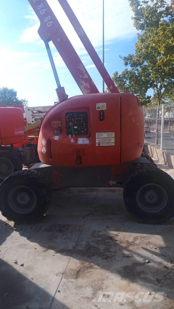 JLG 450 AJS II Gelenkteleskoparbeitsbühnen