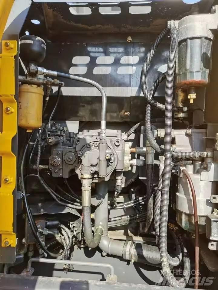 Sumitomo SH130-6 Raupenbagger